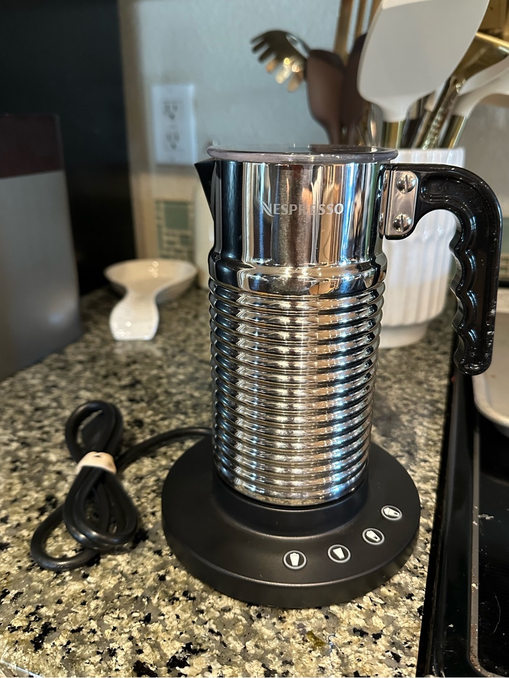 Nespresso Aeroccino 4 Milk Frother Chrome Silver Electric Hot Cold Foam Maker